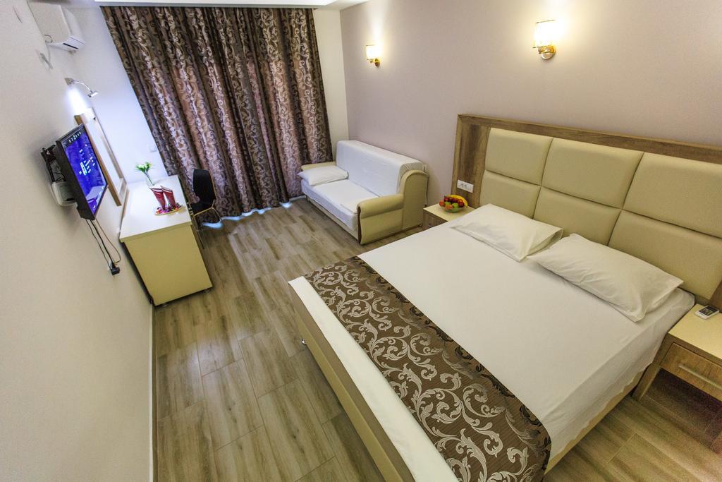 Hotel Edita Ulcinj Eksteriør billede