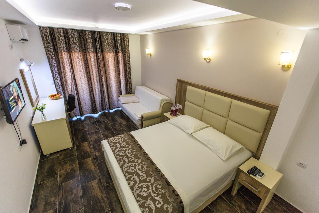 Hotel Edita Ulcinj Eksteriør billede